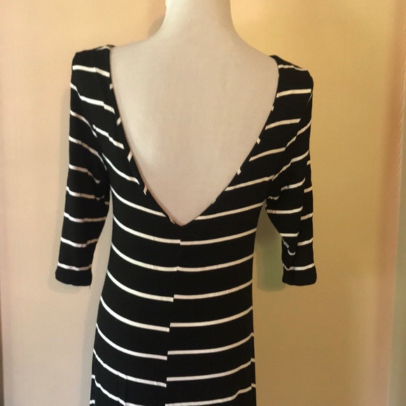 Black and White Striped Dress - Picture 3 of 3